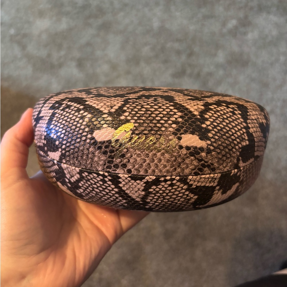 Guess Black and Brown Sunglasses